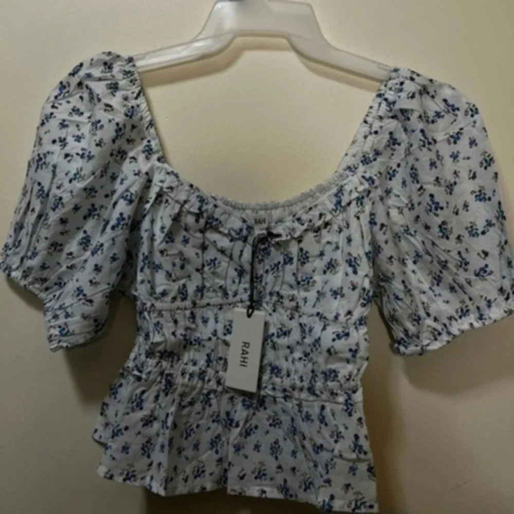 Rahi Women’s floral crop tops size large